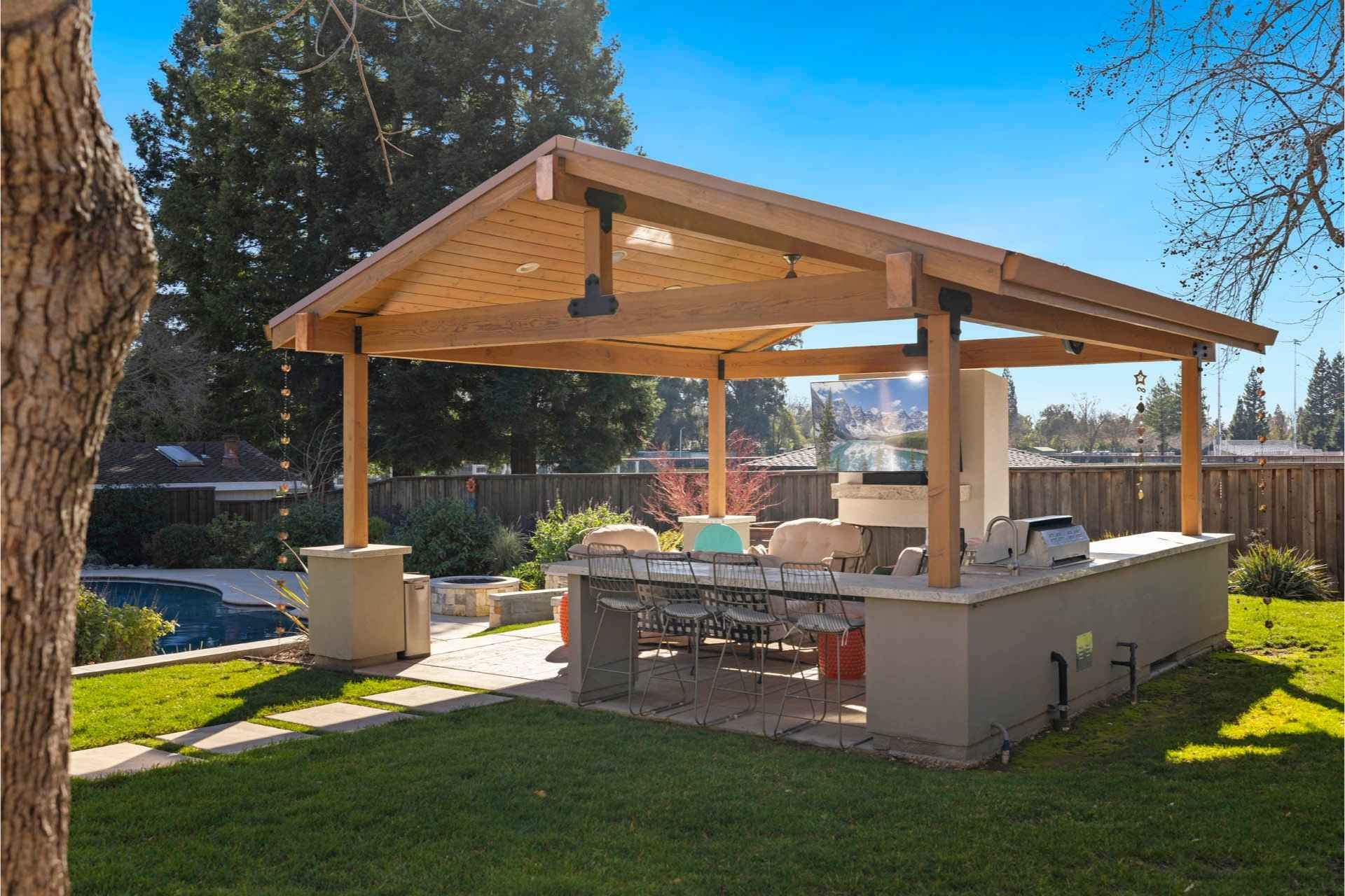 Custom Outdoor Kitchen & Entertainment Area-3