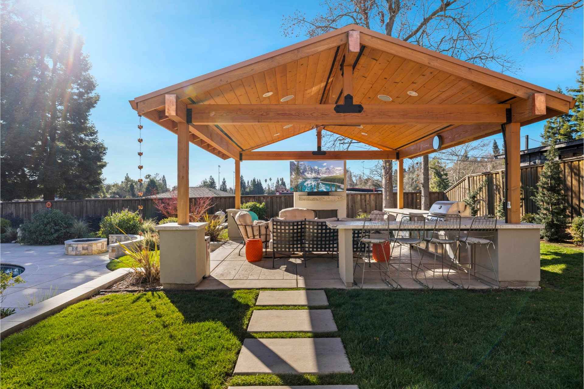 Custom Outdoor Kitchen & Entertainment Area-4