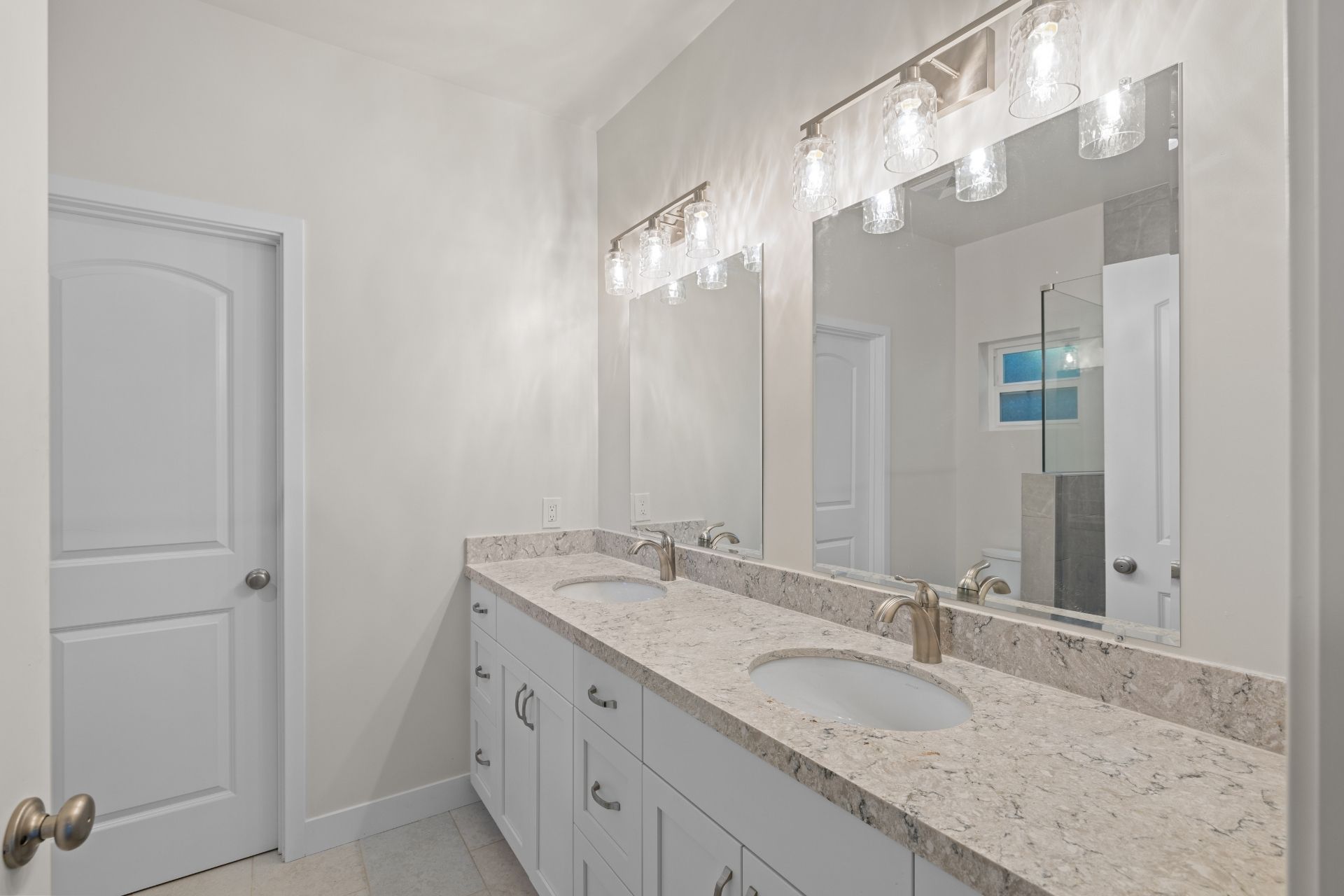 Massive 1200 Sq Ft ADU New CONSTRUCTION-8