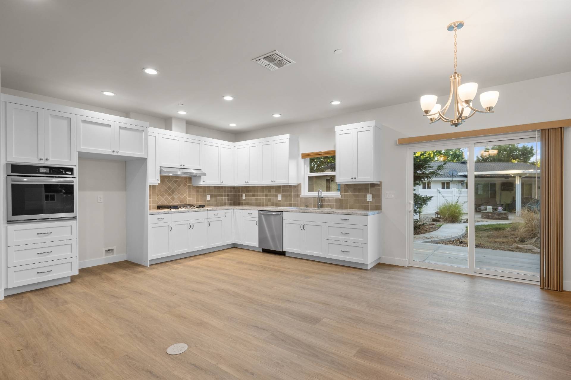 Massive 1200 Sq Ft ADU New CONSTRUCTION3 (1)