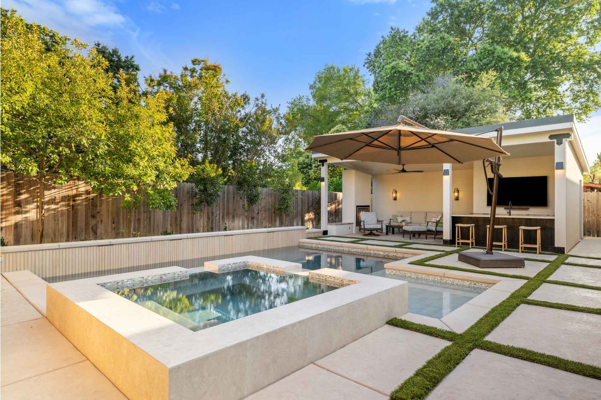 Outdoor Entertainment Area New Build-1