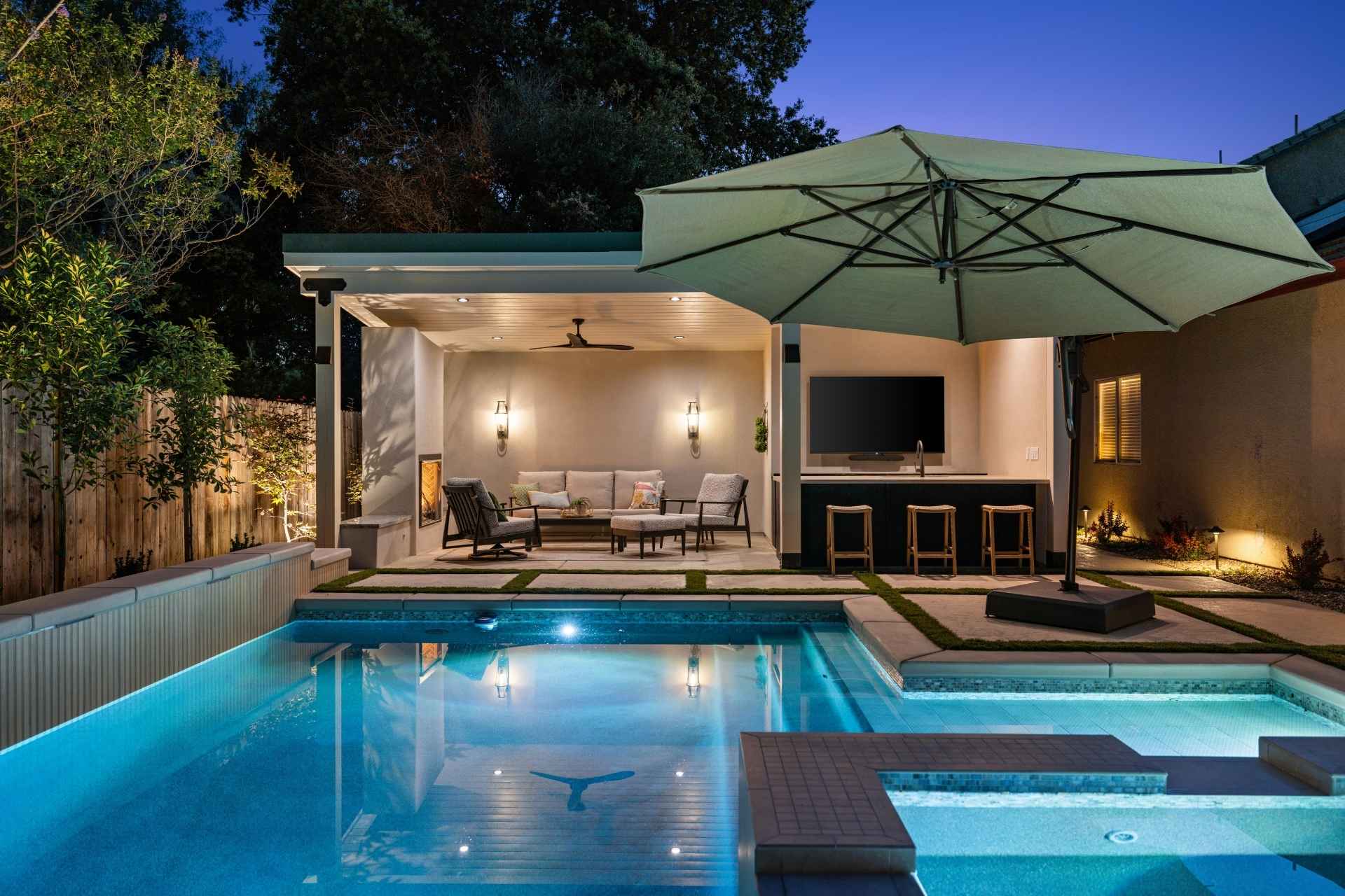 Outdoor Entertainment Area New Build-4