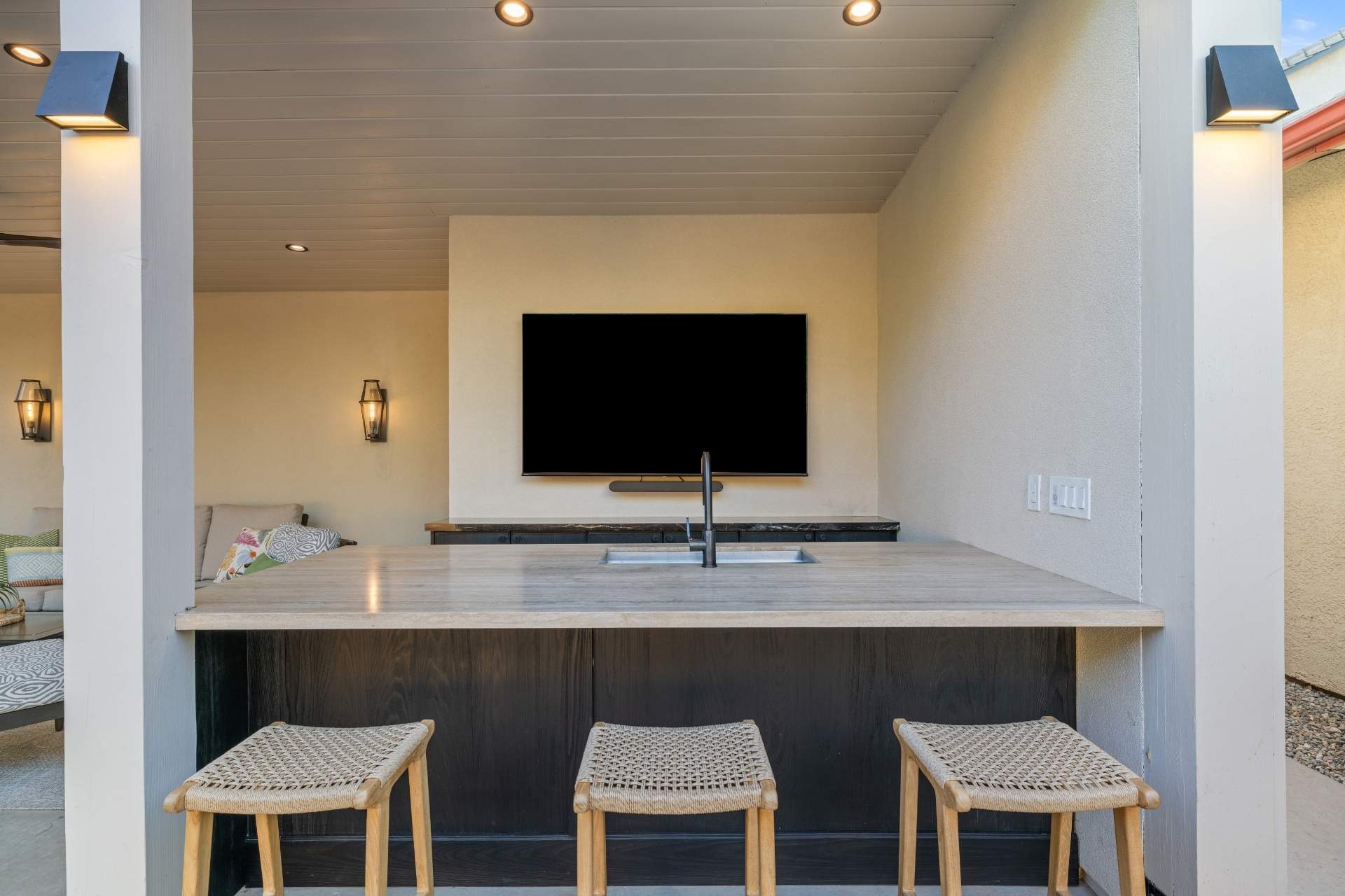 Outdoor Entertainment Area New Build-6